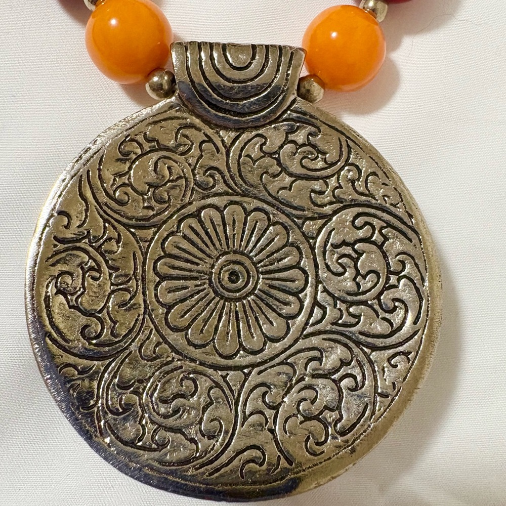 Handmade Big pendent long necklace set - Picture 5 of 6